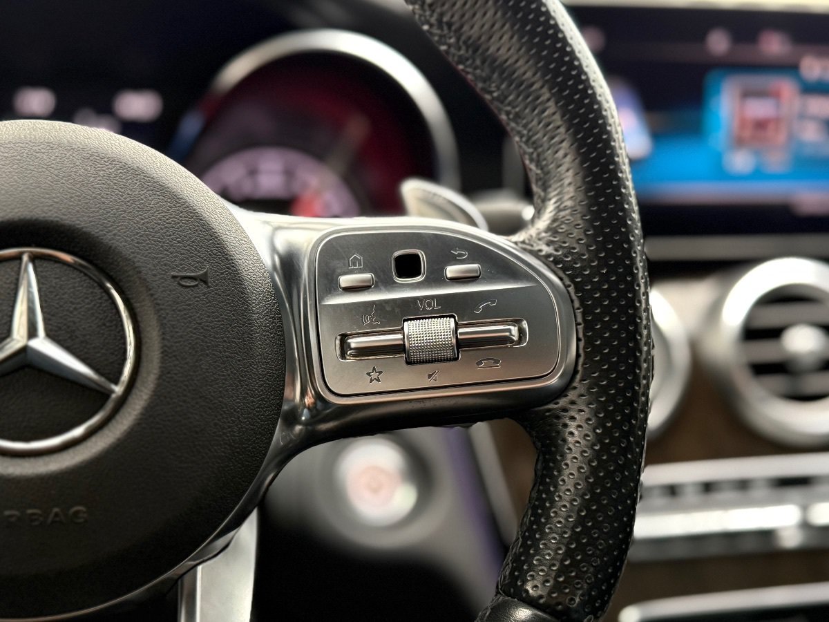 Used 2020 Mercedes-Benz C 63 AMG Sedan w/ Multimedia Package image 21