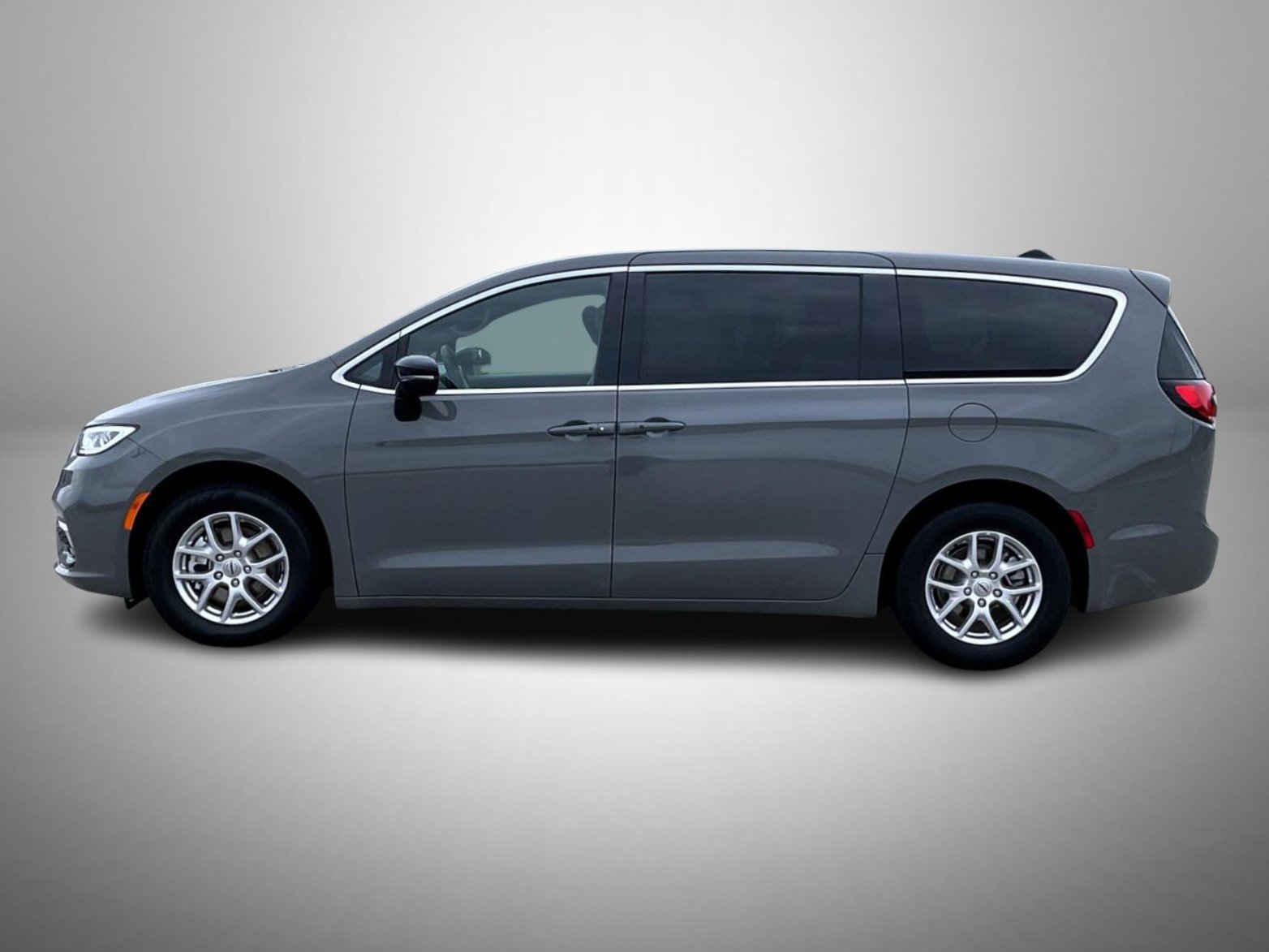 Used 2025 Chrysler Pacifica Select FWD image 9