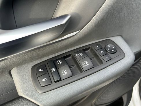 Used 2022 RAM 1500 Big Horn AWD/4WD image 23