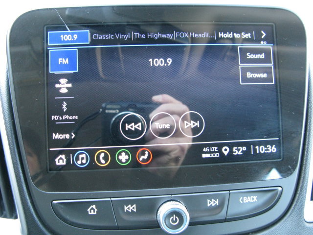 Used 2024 Chevrolet Malibu LT FWD image 17