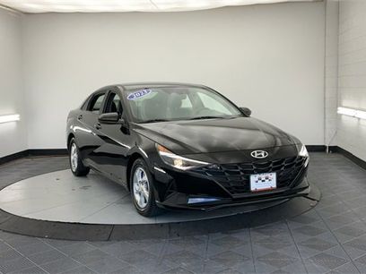Used 2023 Hyundai Elantra SE