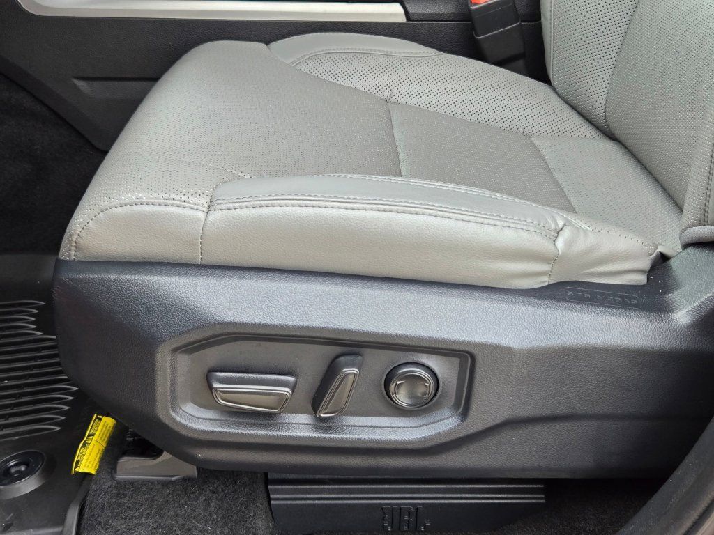 Used 2025 Toyota Sequoia Limited w/ Tow Technology Package AWD/4WD image 13