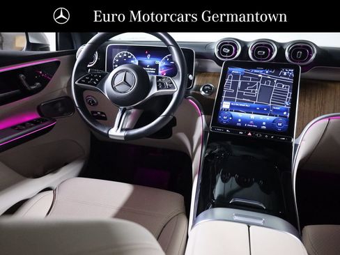 Used 2023 Mercedes-Benz GLC 300 4MATIC image 43