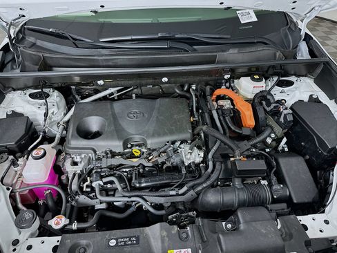Certified 2024 Toyota RAV4 Limited w/ Advanced Technology Package AWD/4WD image 32