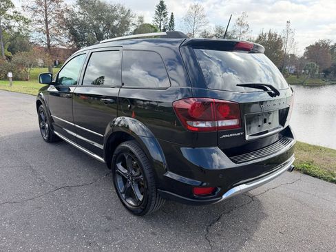 Used 2020 Dodge Journey Crossroad w/ Popular Equipment Group image 7