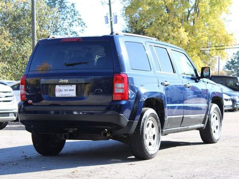 Used 2012 Jeep Patriot Sport image 7