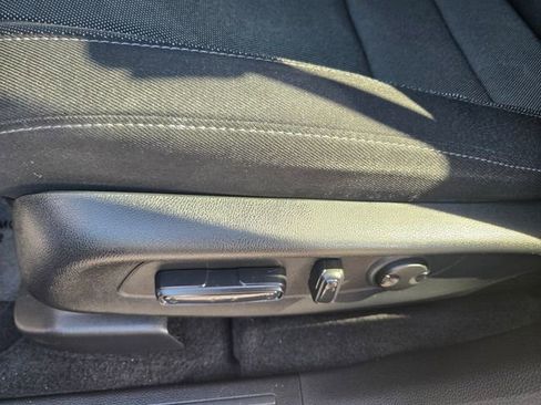 Certified 2023 Honda CR-V EX image 13