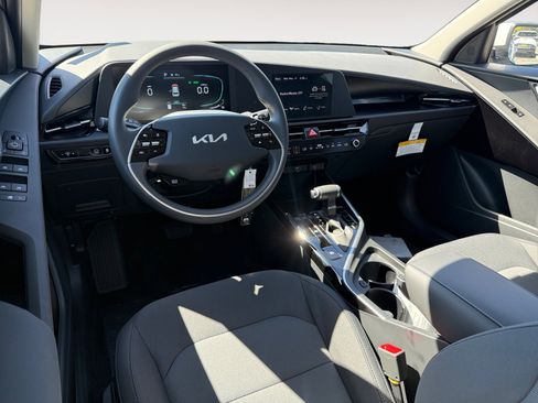 New 2026 Kia Niro LX FWD image 15