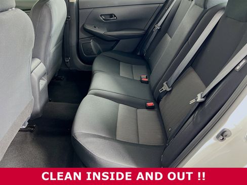 Used 2025 Nissan Sentra SV image 5