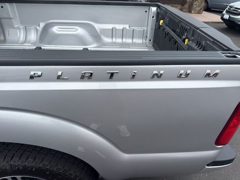 Used 2016 Ford F250 Platinum w/ Platinum Package AWD/4WD image 9