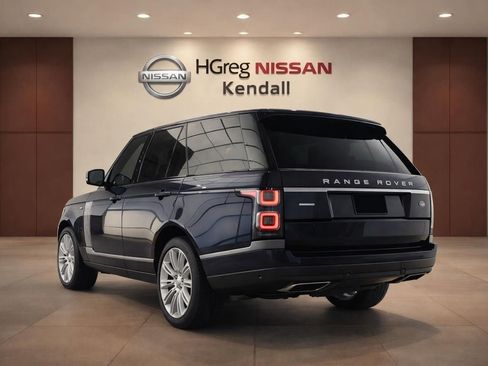 Used 2019 Land Rover Range Rover Supercharged image 2