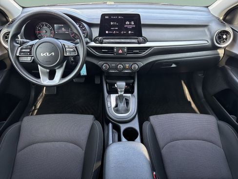 Used 2024 Kia Forte LXS FWD image 9
