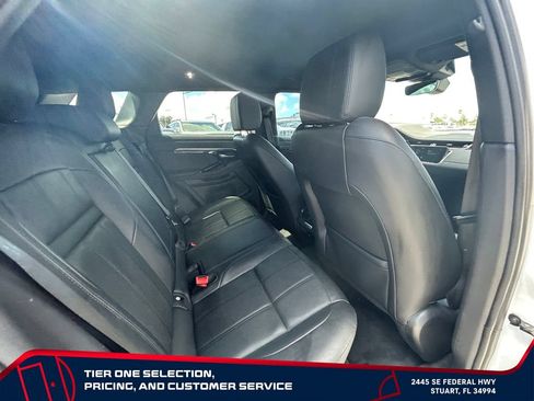 Used 2020 Land Rover Range Rover Evoque SE AWD/4WD image 18