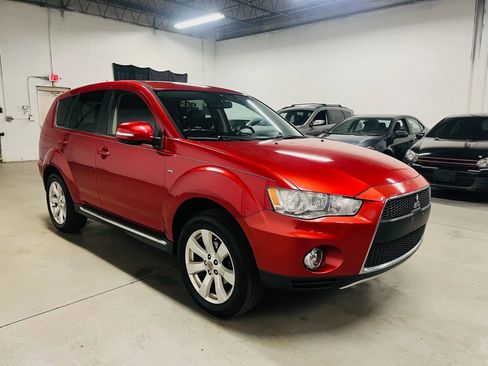 Used 2013 Mitsubishi Outlander GT image 4