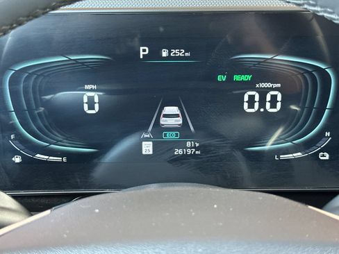 Certified 2023 Kia Niro SX Touring FWD image 33