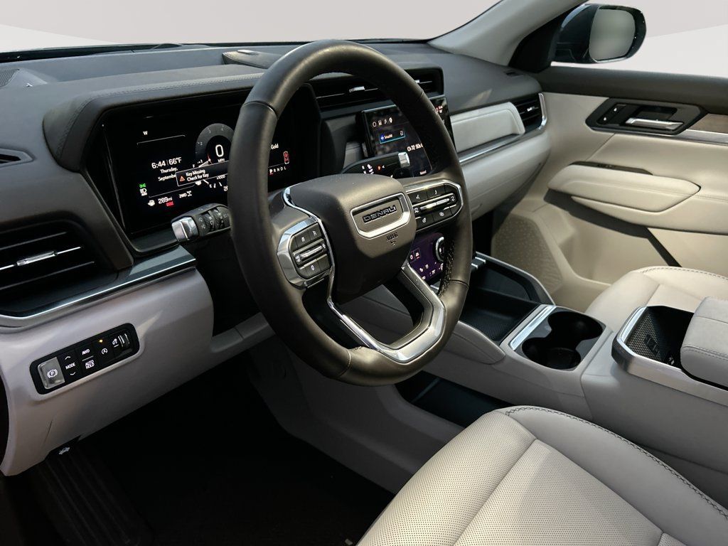 Used 2026 GMC Terrain Denali AWD/4WD image 14