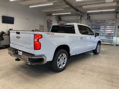 New 2026 Chevrolet Silverado 1500 LTZ w/ LTZ Premium Package AWD/4WD image 5