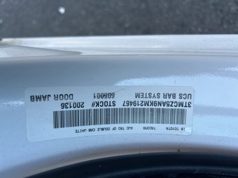 Used 2019 Toyota Tacoma TRD Off-Road image 48