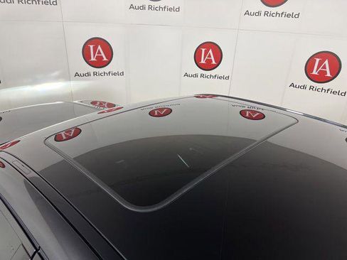 Used 2020 BMW 330i xDrive Sedan image 7