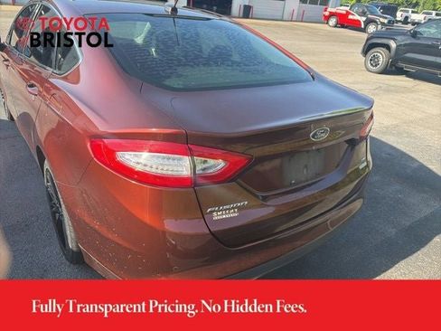 Used 2016 Ford Fusion SE w/ Equipment Group 202A FWD image 9