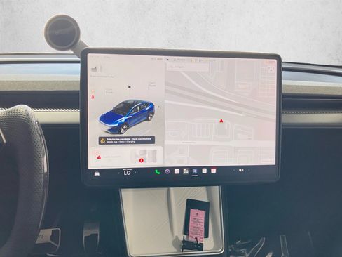 Used 2026 Tesla Model Y 2WD image 15