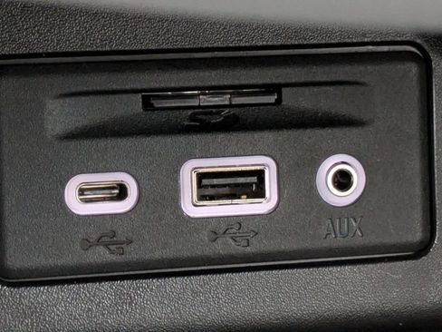 Used 2020 Chevrolet Equinox Premier image 25