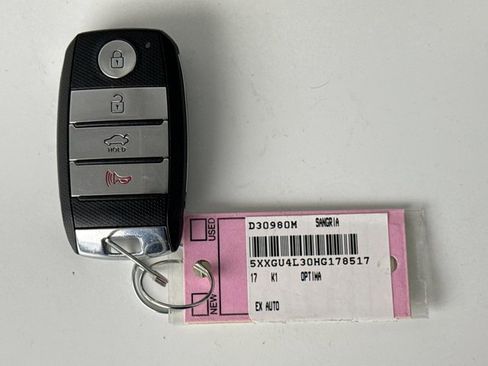 Used 2017 Kia Optima EX image 19
