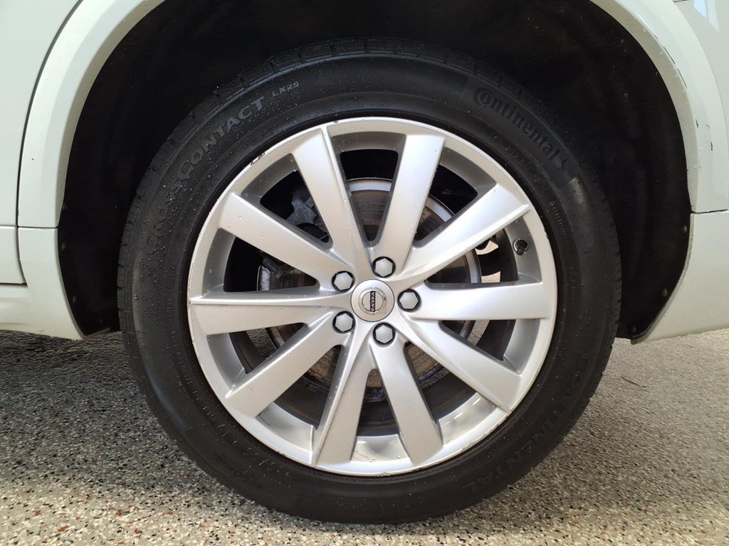 Used 2016 Volvo XC90 T6 Momentum AWD/4WD image 7