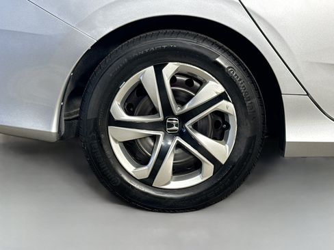 Used 2018 Honda Civic LX image 33