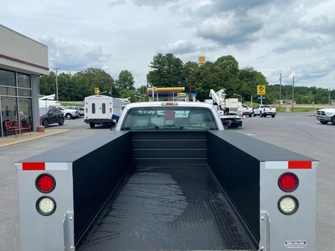 Used 2015 Ford F250 XL image 24