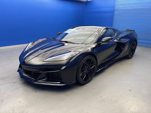 New 2026 Chevrolet Corvette Z06 w/ Stealth Interior Trim Package RWD image 4