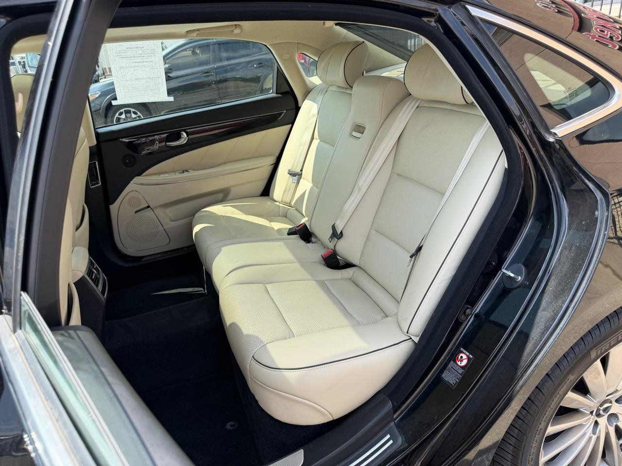 Used 2016 Hyundai Equus Signature RWD image 38