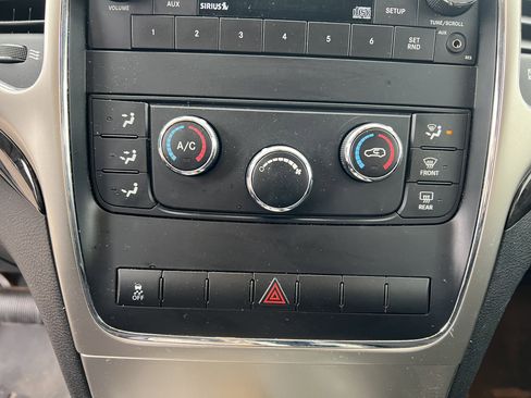 Used 2011 Jeep Grand Cherokee Laredo w/ Trailer Tow Group image 25