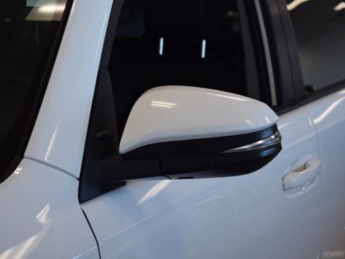 Used 2018 Toyota 4Runner TRD Off-Road Premium image 20