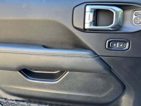 Used 2022 Jeep Wrangler Unlimited Sahara 4xe w/ Cold Weather Group image 10