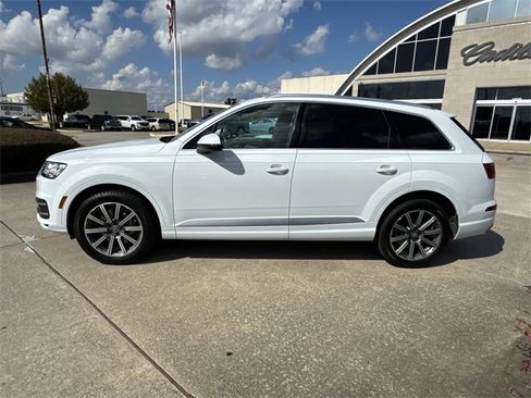 Used 2018 Audi Q7 3.0T Prestige w/ Prestige Package image 8