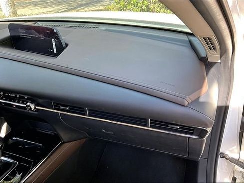 Used 2025 MAZDA CX-30 AWD 2.5 S w/ Premium Package image 23