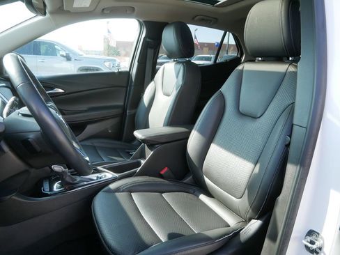 Used 2023 Buick Encore GX Essence w/ Experience Buick Package image 10