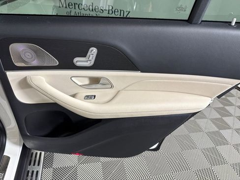 Certified 2024 Mercedes-Benz GLS 450 4MATIC image 17