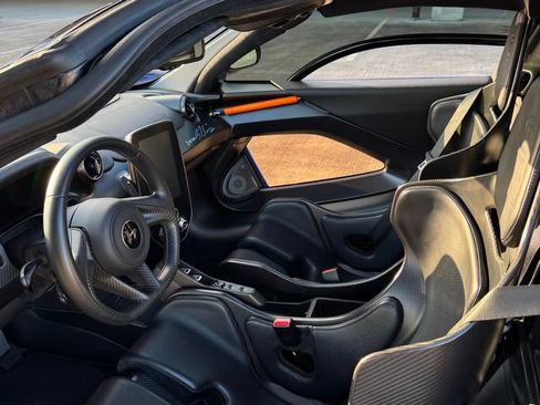 Used 2019 McLaren Senna RWD image 14