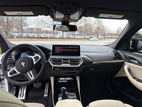 Certified 2024 BMW X4 M40i w/ Premium Package image 17