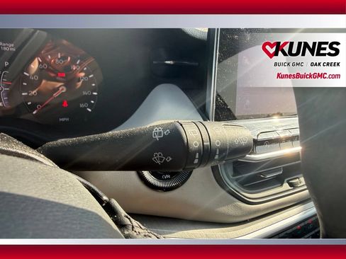 Used 2025 Jeep Compass Limited AWD/4WD image 19