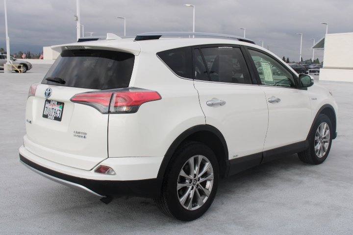 Used 2017 Toyota RAV4 Limited w/ Advanced Technology Package AWD/4WD image 3