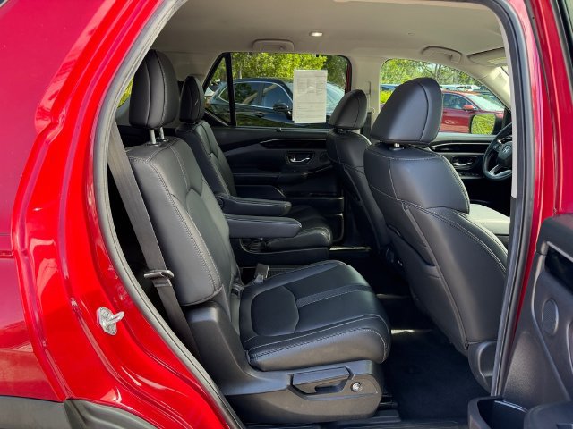 Used 2023 Honda Pilot EX-L image 17