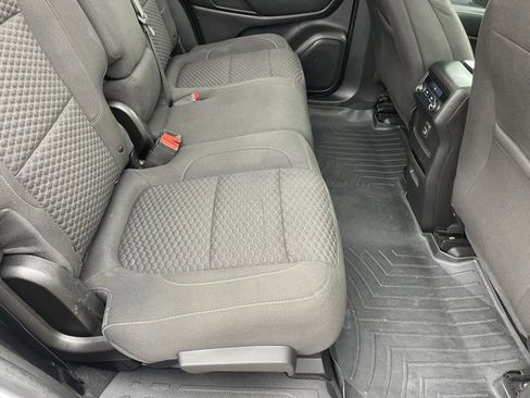 Used 2019 GMC Acadia SLE w/ Driver Alert Package I image 8