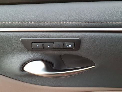 New 2025 Lexus ES 350 w/ Premium Package image 11