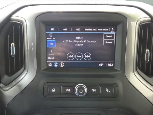 Used 2023 GMC Sierra 1500 Pro w/ Pro Value Package AWD/4WD image 12