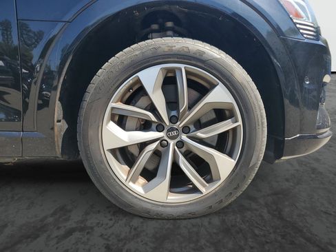 Used 2021 Audi e-tron Premium Plus w/ Premium Plus Package AWD/4WD image 5