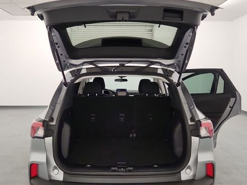 Used 2022 Ford Escape SE w/ Cold Weather Package AWD/4WD image 24