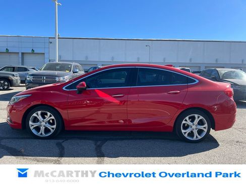Used 2016 Chevrolet Cruze Premier image 6